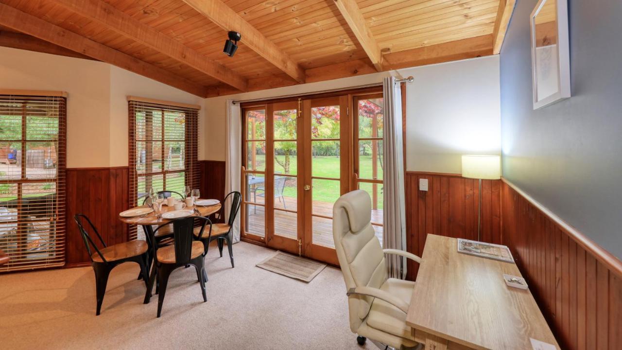 Beechworth Cedar Cottages Экстерьер фото