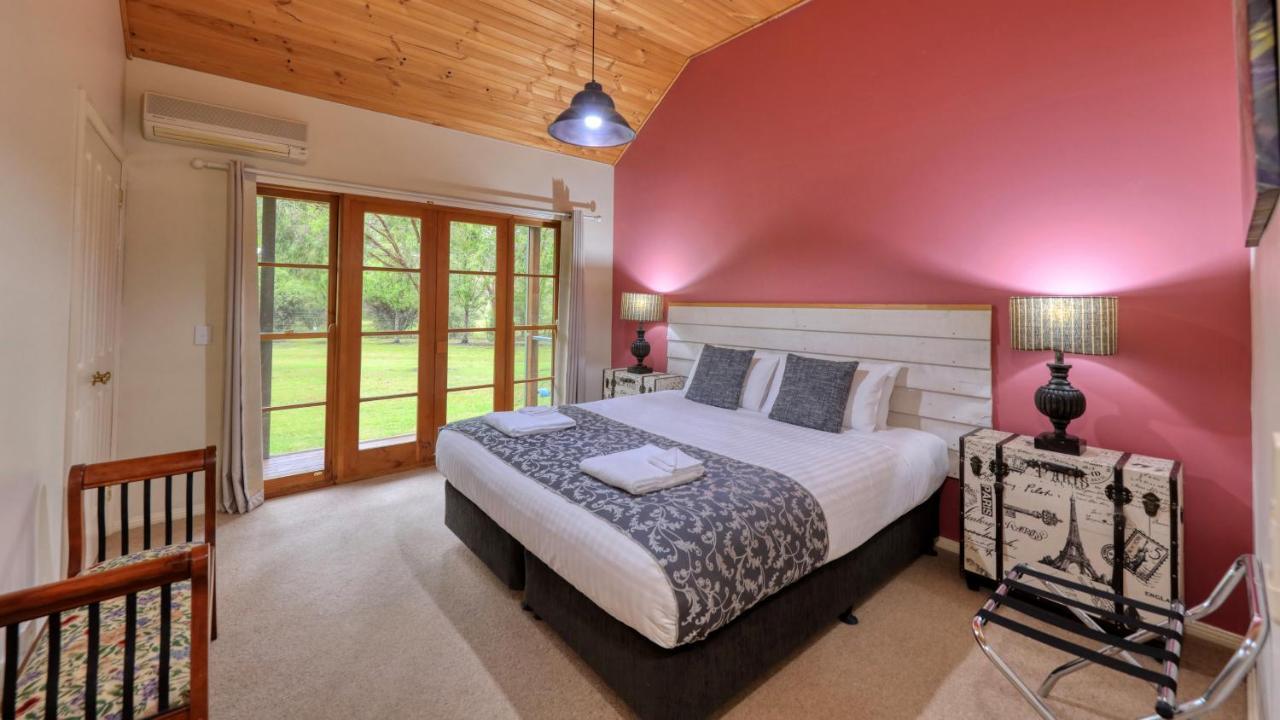 Beechworth Cedar Cottages Экстерьер фото