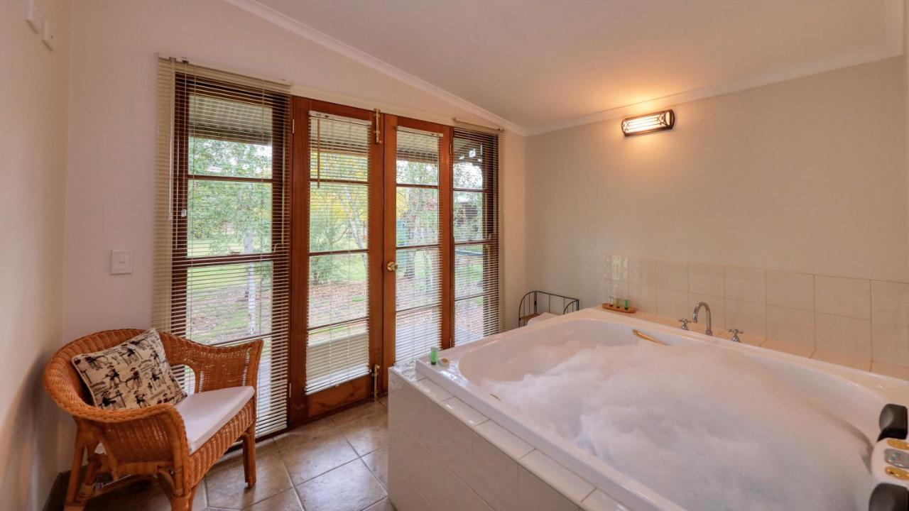 Beechworth Cedar Cottages Экстерьер фото
